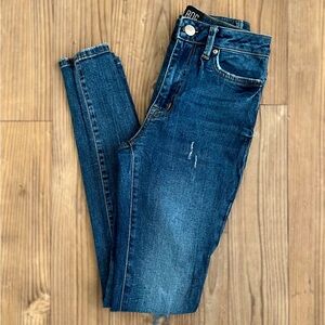 UO BDG ‘Twig High-Rise’ Skinny Jeans